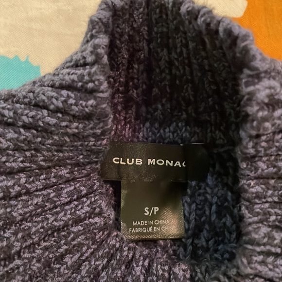 Club Monaco cropped sweater - Picture 2 of 3